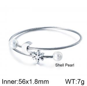 Christmas Snowflake Pearl Stretch Via Wire Bangle - KB114929-KFC