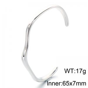 Stainless steel cast bracelets are fashionable jewelry suitable for daily wear and holiday gift giving - KB213961-MZOZ