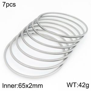 Fashion Women's Titanium Steel Round Bracelet - KB214913-GC