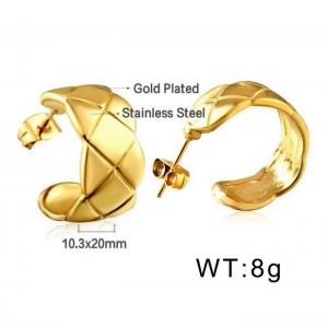 WGSA=Stainless steel minimalist C-shaped surface paired with diamond shaped charming gold earrings - KE109422-WGSA