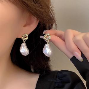Monet Garden Baroque Pearl Light Luxury High End Gold-Plating Earring - KE112898-MZOZ