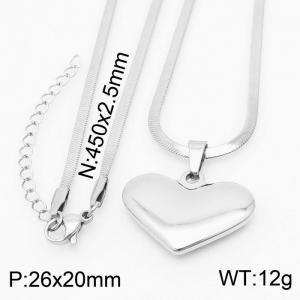 Stainless steel 450x2.5mm snake chain with  heart pendant trendy silver necklace - KN231738-Z